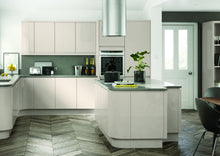 Load image into Gallery viewer, Lucente Cashmere High Gloss Handleless Replacement Kitchen Doors 
